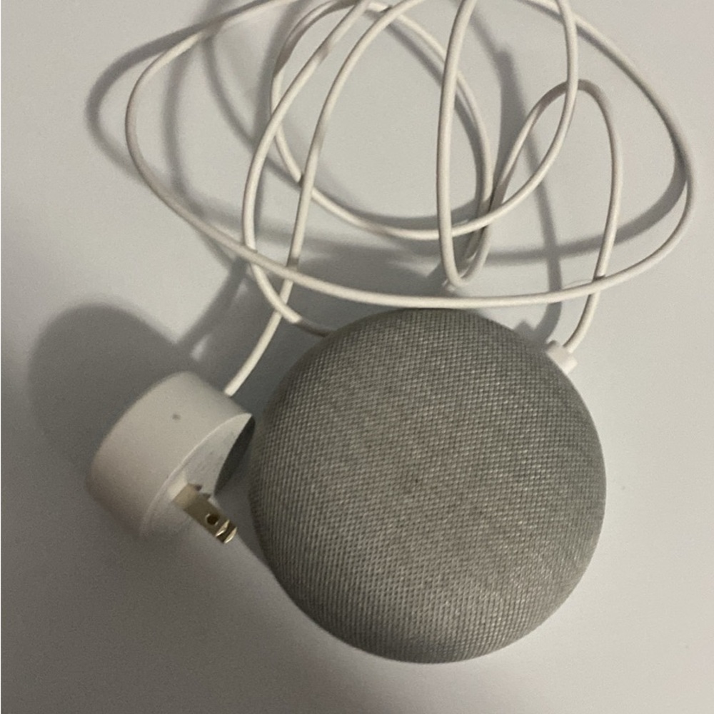 Google Nest Mini in White